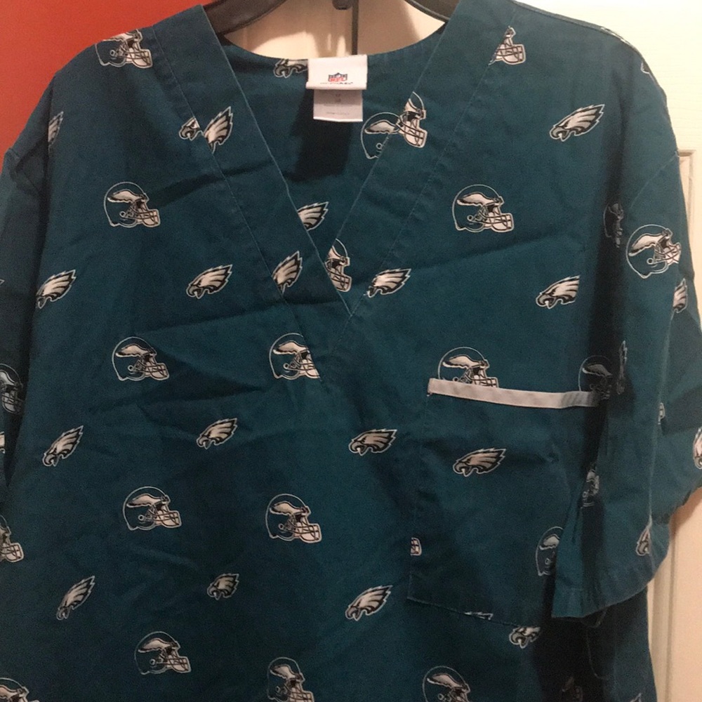 Scrub top